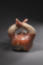 Figure masculine assise, période proto-classique, environ 100 av. J.-C. – 250 apr. J.-C., Mexique, Jalisco, Taille: H: 47,3 cm (H: 18.6 inch), ID: 3052459 - 6/6