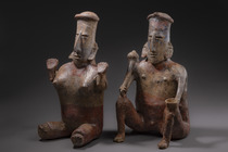 Großes sitzendes Figurenpaar, San Juanito-Stil, Protoklassisch, ca. 100 v. Chr. – 250 n. Chr., Mexiko, Jalisco, Größe: H: 50,5 cm & 51 cm (H: 19.9 inch & 20.1 inch), ID: 3052471 - 3/6