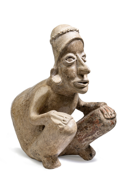 Homme bossu accroupi, env. 100 av. J.-C. – 250 apr. J.-C., Mexique, Jalisco, Taille: H: 20,5 cm (H: 8.1 inch), ID: 3052476