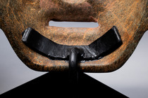 Masque en pierre, Période formative précoce à intermédiaire, environ entre 1200 av. J.-C. et 400 av. J.-C., Mexique, Olmèques, Taille: H: 20,5 cm (H: 8.1 inch), ID: 3052512 - 9/12