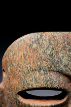 Masque en pierre, Période formative précoce à intermédiaire, environ entre 1200 av. J.-C. et 400 av. J.-C., Mexique, Olmèques, Taille: H: 20,5 cm (H: 8.1 inch), ID: 3052512 - 11/12