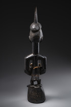 Anthropomorphic power figure "nkishi" (pl. "mankishi"), D. R. Congo, Songye, Size: H: 59,5 cm (H: 23.4 inch), ID: 3052634 - 6/6