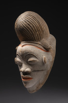 Female face mask "okuyi" or "mukuyi", Gabon, Punu, Size: H: 30 cm (H: 11.8 inch), ID: 3052582 - 2/5