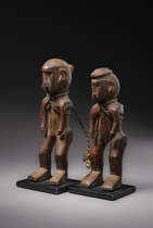 Paire de figures ancêtres "itara", Indonésie - Timor oriental, île d'Ataúro, Taille: H: 15 cm & 16 cm (H: 5.9 inch & 6.3 inch), ID: 3052619 - 2/5