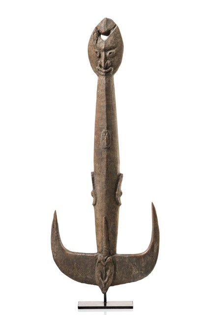 Crochet de suspension "samban" ou "tshambwan", Papouasie-Nouvelle-Guinée - Province de l'Est-Sepik - district d'Angoram, Iatmul, Taille: H: 72,5 cm (H: 28.5 inch), ID: 3052614