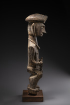 Männliche Ahnenfigur "adu zatua", Indonesien - Nias, Größe: H: 73,5 cm (H: 28.9 inch), ID: 3052610 - 4/5