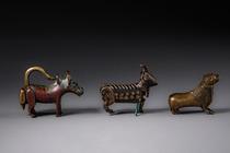 Trois rares cadenas en bronze, Perse, Taille: H: 3,5 cm - 4,5 cm (H: 1.4 inch - 1.8 inch), ID: 3052605 - 5/6