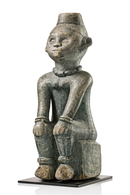 Grave figure "ntadi", D. R. Congo, Yombe, Size: H: 58,5 cm (H: 23.0 inch), ID: 3052635
