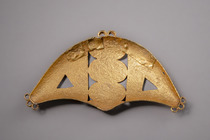 Crescent-shaped ornament, Ghana, Akan, Size: H: 9,5 cm (H: 3.7 inch), ID: 3052546 - 2/2