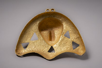 Crescent moon with face, Ghana, Akan, Size: H: 6,5 cm (H: 2.6 inch), ID: 3052548 - 2/2
