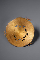 Ornamental pendant with floral motif, Ghana, Akan, Size: D: 6,4 cm (D: 2.5 inch), ID: 3052542 - 3/3