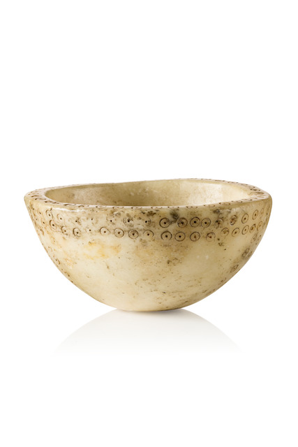 Bowl, ca. late 3rd millennium BC, Mesopotamia, Size: H: 5 cm D: 10,3 cm (H: 2.0 inch D: 4.1 inch), ID: 3052651