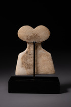 Old syrian eye idol, Tell Brak, ca. 3500 - 3300 BC, Mesopotamia – Northeastern Syria, Tell Brak, Size: H: 7,5 cm B: 6 cm (H: 3.0 inch B: 2.4 inch), ID: 3052652 - 3/4