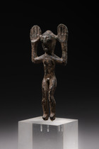 Idole eurasiatique (Adorant), 8e - 6e siècle av. J.-C., Asie occidentale, peuples des steppes, Taille: H: 6,2 cm (H: 2.4 inch), ID: 3052656 - 2/5