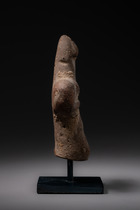 Female idol of the "Sesklo" culture, ca. 7th - 6th millennium BC, Thessaly, Size: H: 10,7 cm (H: 4.2 inch), ID: 3052670 - 3/5