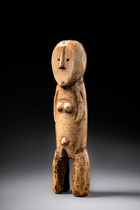 Female figure "iginga" (pl. "maginga"), D. R. Congo, Lega, Size: H: 15 cm (H: 5.9 inch), ID: 3052726 - 2/6