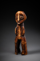 Figure anthropomorphe "iginga" (pl. "maginga"), av. 1920, R. D. Congo, Lega, Taille: H: 17 cm (H: 6.7 inch), ID: 3052729 - 2/6