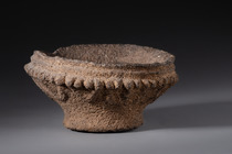 Mortier en pierre préhistorique, Papouasie-Nouvelle-Guinée - Hautes terres occidentales, Mount Hagen, Taille: M: 10,2 x 20,3 x 20,3 cm (M: 10,2 x 20,3 x 8.0 inch), ID: 3052676 - 2/8