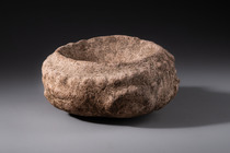 Mortier en pierre préhistorique, Papouasie-Nouvelle-Guinée - Sepik oriental, Taille: M: 11,4 x 27 x 21 cm (M: 11,4 x 27 x 8.3 inch), ID: 3052681 - 5/7