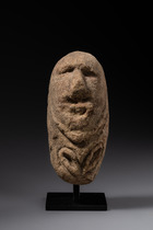 Anthropomorpher Stein, Papua-Neuguinea - Unterer Sepik, Karawari, Größe: M: 16,1 x 7,3 x 5,8 cm (M: 16,1 x 7,3 x 2.3 inch), ID: 3052686 - 3/5