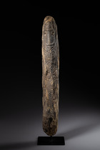 Anthropomorphe Steinskulptur, Papua-Neuguinea, Größe: M: 66,5 x 9,1 x 9,6 cm (M: 66,5 x 9,1 x 3.8 inch), ID: 3052688 - 3/5