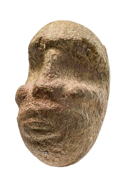 Pilier anthropomorphe en pierre, Papouasie-Nouvelle-Guinée - province de Madang, Taille: M: 9,5 x 6,1 x 7,2 cm (M: 9,5 x 6,1 x 2.8 inch), ID: 3052689