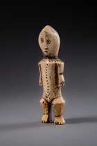 Anthropomorphic figure "iginga" (pl. "maginga"), D. R. Congo, Lega, Size: H: 14,4 cm (H: 5.7 inch), ID: 3052692 - 4/6