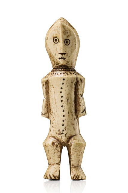 Anthropomorphic figure "iginga" (pl. "maginga"), D. R. Congo, Lega, Size: H: 14,4 cm (H: 5.7 inch), ID: 3052692
