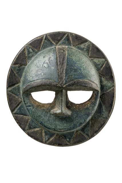 Round face mask of the "ekpo" society, Nigeria, Eket, Size: H: 18 cm (H: 7.1 inch), ID: 3052704