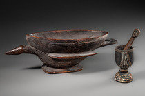 Zoomorphic bowl and mortar with anthropomorphic pestle, Papua New Guinea - Tami Islands, Size: L: 37,5 cm H: 10 cm L: 11 cm (L: 14.8 inch H: 3.9 inch L: 4.3 inch), ID: 3052727 - 6/7