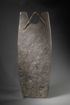 War shield "eláyaborr" for archers, Papua New Guinea - Southern Highlands, Mendi, Size: H: 77,5 cm B: 29,5 cm (H: 30.5 inch B: 11.6 inch), ID: 3052778 - 3/3
