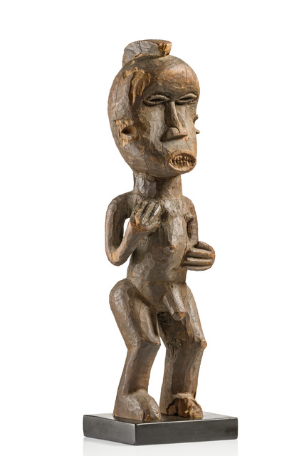 Standing male figure, Nigeria, Igala / Idoma, Size: H: 49 cm (H: 19.3 inch), ID: 3052783