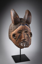 Masque casque anthropo-zoomorphe "mgbedike", Nigéria, Igbo, Taille: H: 35,5 cm (H: 14.0 inch), ID: 3052804 - 3/6