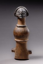 Anthropomorphic flute / whistle "kasengosengo", D. R. Congo, Chokwe, Size: H: 9 cm (H: 3.5 inch), ID: 3052831 - 2/8