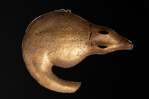 Pendentif en forme de crocodile, Ghana, Akan, Ashanti, Taille: H: 8,8 cm B: 11,2 cm (H: 3.5 inch B: 4.4 inch), ID: 3052830 - 2/2