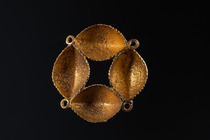 Pendant with fruits, Ghana, Akan, Size: D: 5 cm (D: 2.0 inch), ID: 3052832 - 2/2