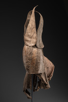 Traditional women's headdress "ekori", Namibia, Herero, Size: H: 42 cm, L: 58 cm (H: 16.5 inch, L: 22.8 inch), ID: 3053081 - 2/5