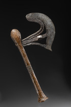 Prestige axe, D. R. Congo, Songye, Size: H: 38,5 cm (H: 15.2 inch), ID: 3052915 - 3/3