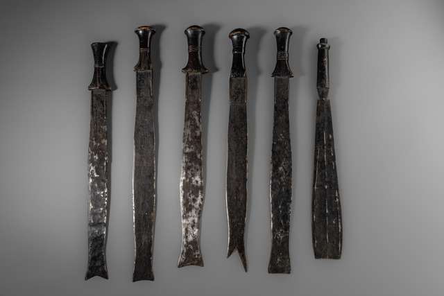 Six swords, Cameroon, Fang, Size: L: 52 cm - 60 cm (L: 20.5 inch - 23.6 inch), ID: 3052920