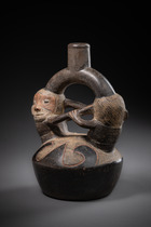 Stirrup vessel, Early Horizon, ca. 1200 - 1400 BC, Peru, Chavin, Size: H: 21,5 cm (H: 8.5 inch), ID: 3052932 - 2/6