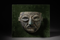 Large mummy mask, Early Intermediate Period, ca. 100 BC - 700 AD, Peru, Moche, Size: H: 22,5 cm, B: 26 cm (H: 8.9 inch, B: 10.2 inch), ID: 3052945 - 2/2