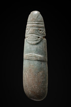 Large pectoral in the shape of an axe deity, Late Period IV, ca. 0 - 500 AD, Costa Rica, Guanacaste-Nicoya, Size: H: 19,5 cm (H: 7.7 inch), ID: 3052949 - 2/4