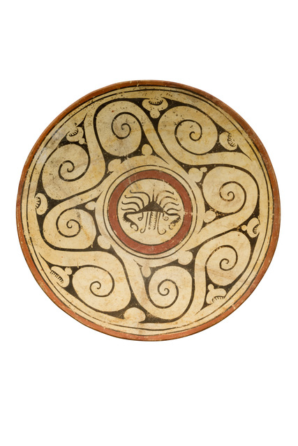 Large plate, Early Coclé, ca. 500 - 800 AD, Panama, Gran Coclé, Size: D: 32,5 cm (D: 12.8 inch), ID: 3052956