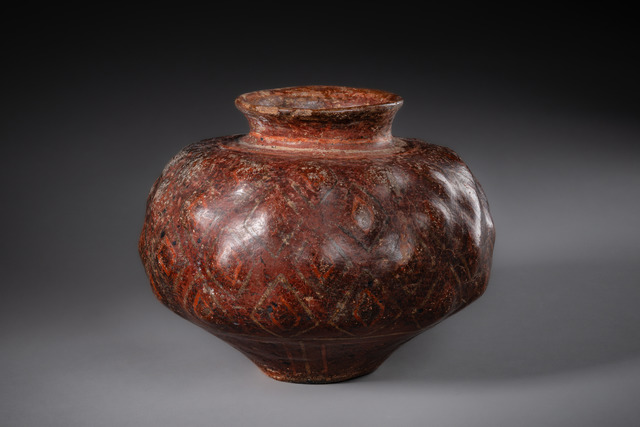 Clay vessel, Late Preclassic Period, ca. 200 BC - 500 AD, Mexico, Nayarit, Size: H: 13 cm D: 17 cm (H: 5.1 inch D: 6.7 inch), ID: 3052960