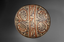 Bowl, transition from Early to Late Coclé, ca. 800 - 1000 AD, Panama, Gran Coclé, Size: D: 31,5 cm (D: 12.4 inch), ID: 3052968 - 3/3