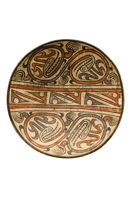 Bowl, transition from Early to Late Coclé, ca. 800 - 1000 AD, Panama, Gran Coclé, Size: D: 31,5 cm (D: 12.4 inch), ID: 3052968