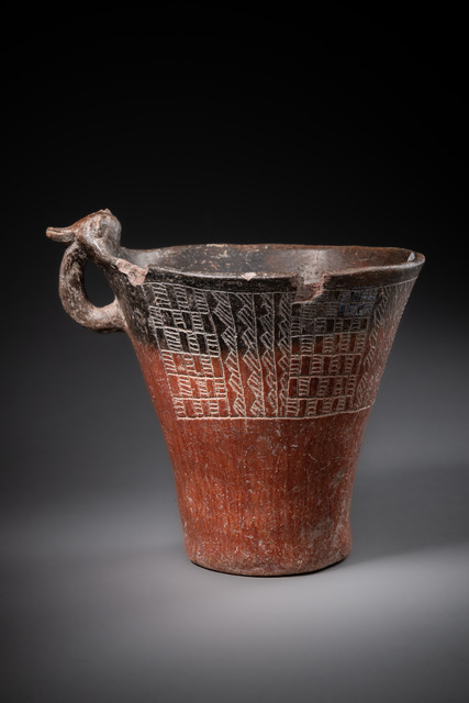 Handled vessel, Early Ceramic Period, ca. 500 BC - AD 600, Argentina, Catamarca Province, Ciénaga, Size: H: 14 cm D: 13,5 cm / 14 cm (H: 5.5 inch D: 5.3 inch / 5.5 inch), ID: 3052972