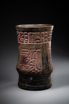 Tall cylindrical vessel, Late Classic, ca. 550 - 900 AD, Mesoamerica, Maya, Size: H: 24,3 cm (H: 9.6 inch), ID: 3052974 - 4/7