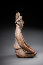 Seated priestess, ca. 200 BC - 300 AD, Mexico, Colima, Size: H: 10,3 cm (H: 4.1 inch), ID: 3052986 - 3/5