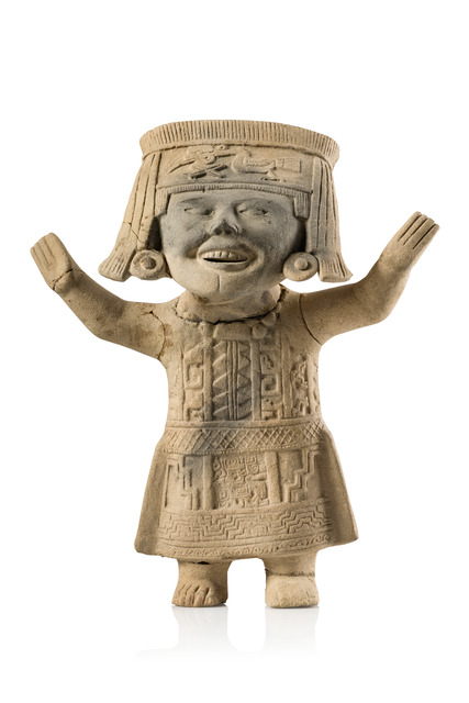 Standing figure "cara sonrientes", ca. 600 - 800 AD, Mexico, Veracruz, Size: H: 33 cm (H: 13.0 inch), ID: 3053009